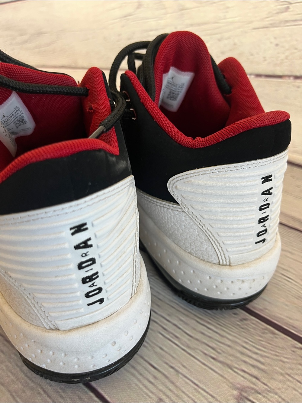 Kids Black/White/Red Basketball Sneakers - Jordan Style - Picture 7 of 7